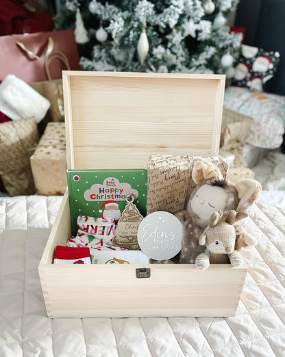 Christmas Eve Keepsake Box Wreath (Pre-Order)