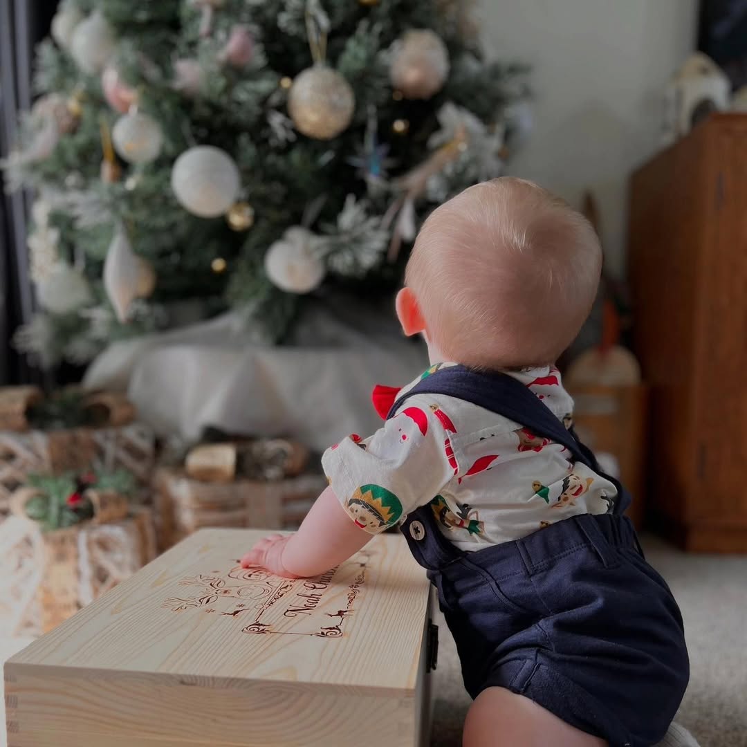 Christmas Eve Box Santa (Pre-Order)