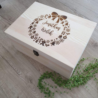 Christmas Eve Box Wreath - Keepsake Box